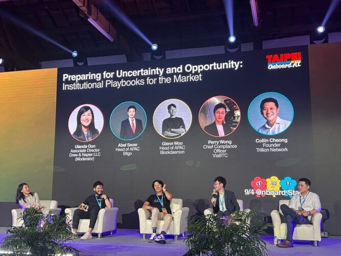 CoinEx Shines as Gold Sponsor at Taipei Blockchain Week 2025, Personalized Photo Booth Interaction Takes Center Stage