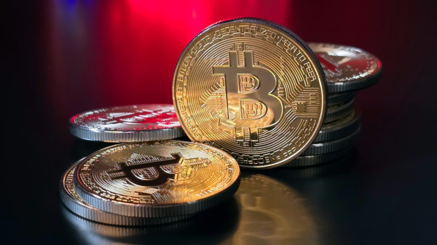 Bitcoin Price Analysis: BTC Slips Below $88,000 as Liquidations and Macro Risks Weigh