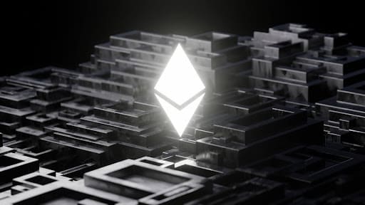 Ethereum Expected to Exceed Bitcoin's Returns, Says QCP; Litecoin and Borroe Finance Seen as Rising Stars