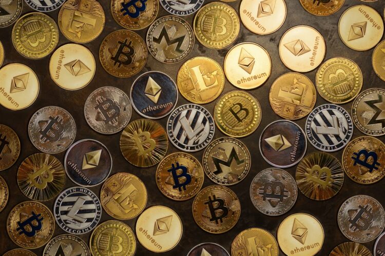 5 AI Altcoins Set to Soar in the Next Market Surge