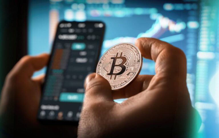 Bitcoin Eyes New ATH of $82,000 as Bullish Pennant Takes Shape; Filecoin Contender Witnesses Heightened Institutional Interest